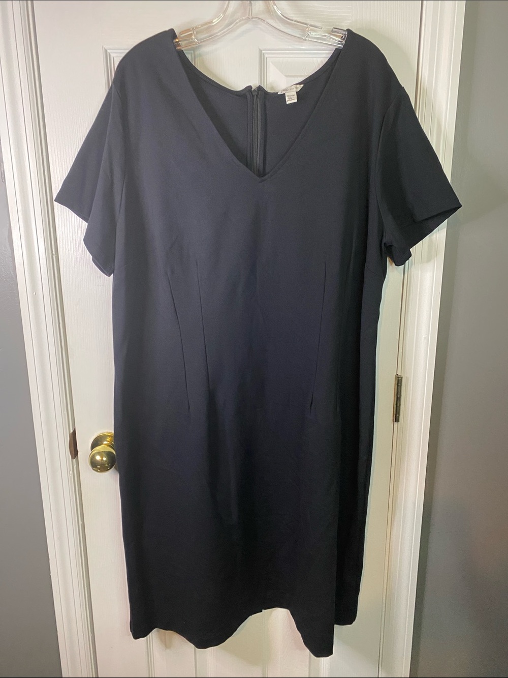 Cato Black V-Neck Shift Dress Size22/24.
